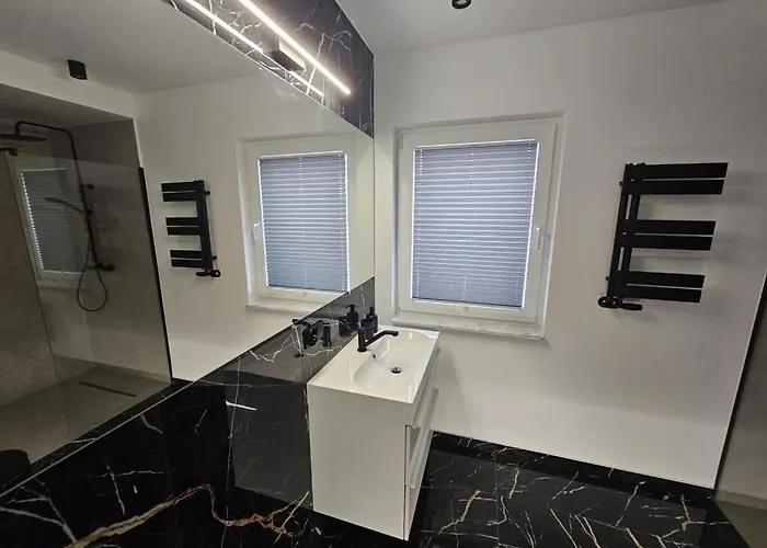 M&k Przystan Swibno * غدانسك